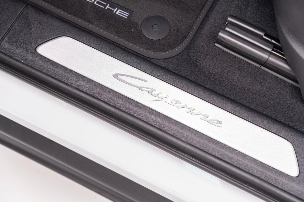 2025 Porsche Cayenne Pompano Beach FL