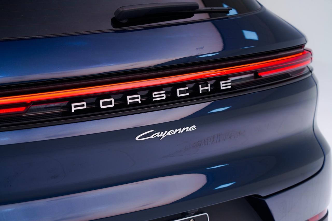 2025 Porsche Cayenne Pompano Beach FL