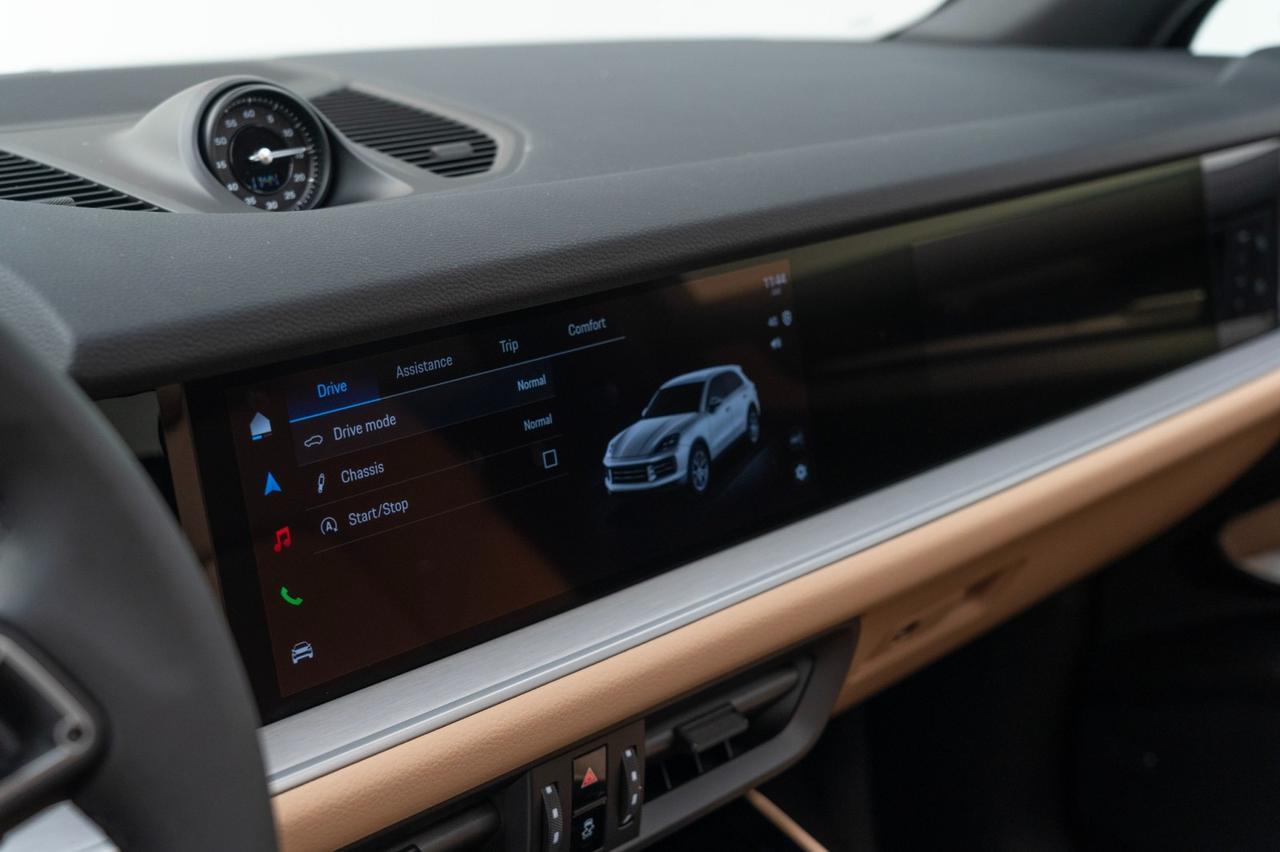 2025 Porsche Cayenne Pompano Beach FL