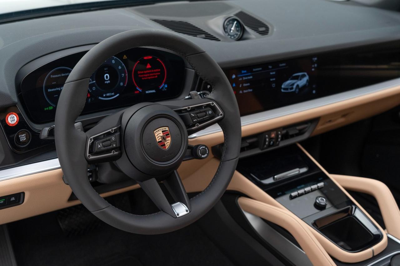 2025 Porsche Cayenne Pompano Beach FL