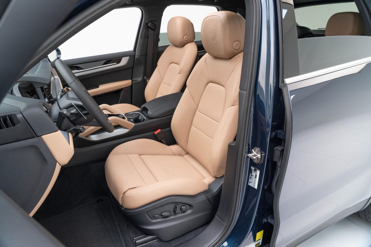 2025 Porsche Cayenne Pompano Beach FL