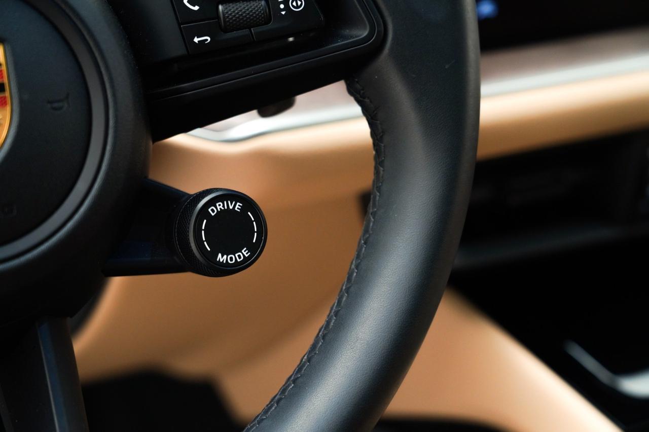 2025 Porsche Cayenne Pompano Beach FL