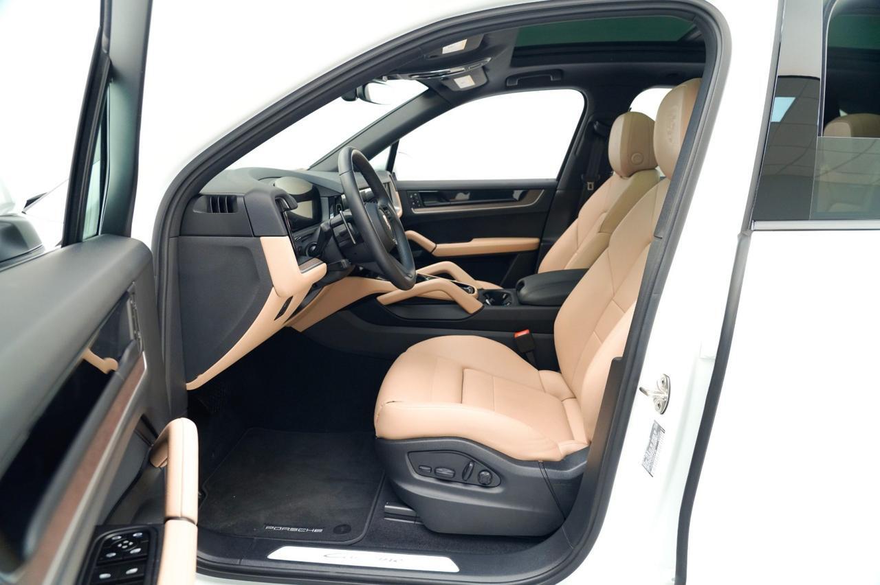 2025 Porsche Cayenne Pompano Beach FL