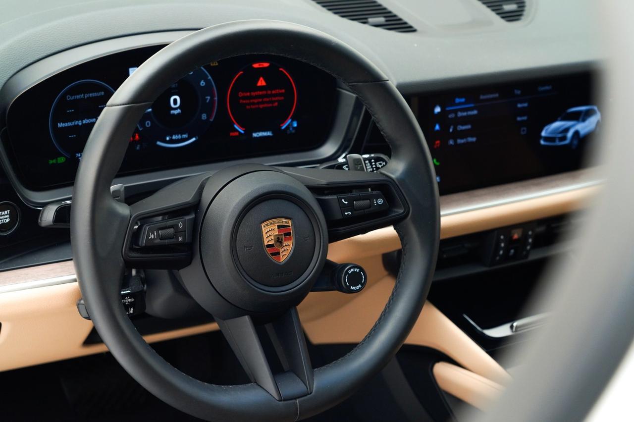 2025 Porsche Cayenne Pompano Beach FL