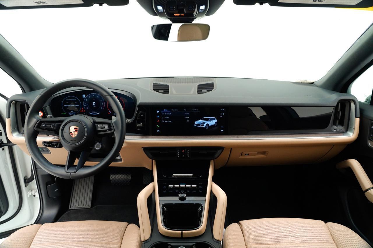 2025 Porsche Cayenne Pompano Beach FL