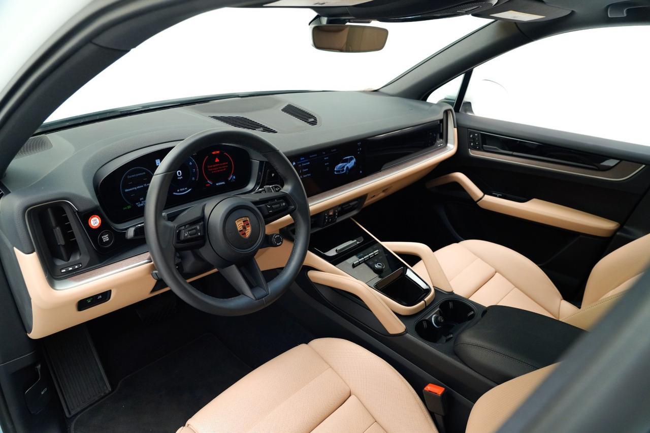 2025 Porsche Cayenne Pompano Beach FL