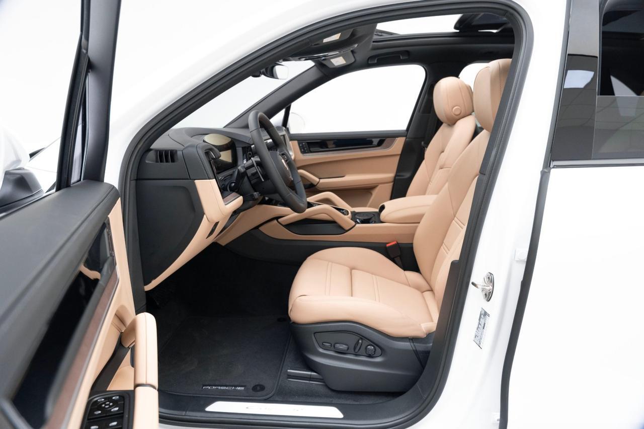 2025 Porsche Cayenne Pompano Beach FL