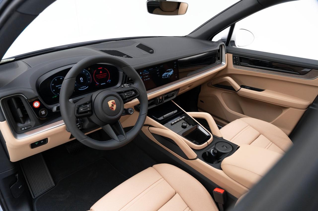 2025 Porsche Cayenne Pompano Beach FL