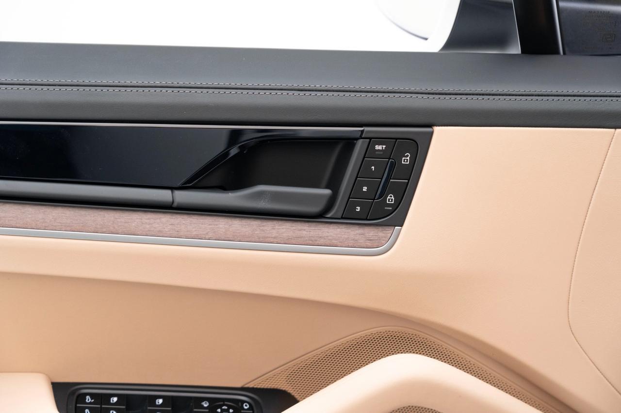 2025 Porsche Cayenne Pompano Beach FL