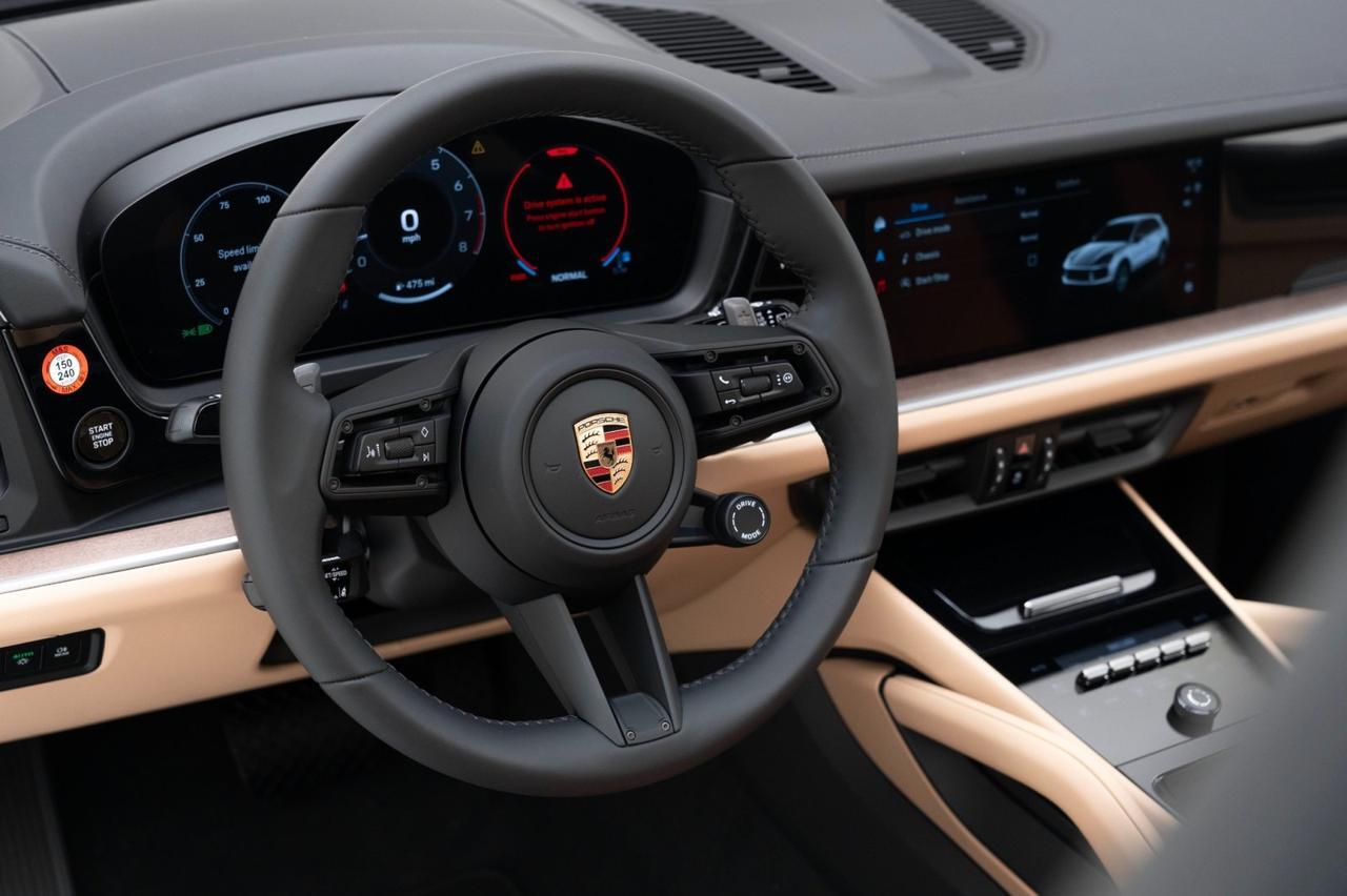 2025 Porsche Cayenne Pompano Beach FL