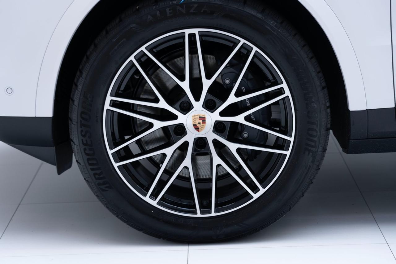 2025 Porsche Cayenne Pompano Beach FL