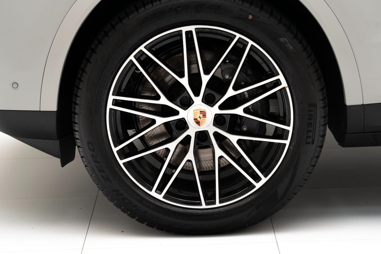 2025 Porsche Cayenne Pompano Beach FL