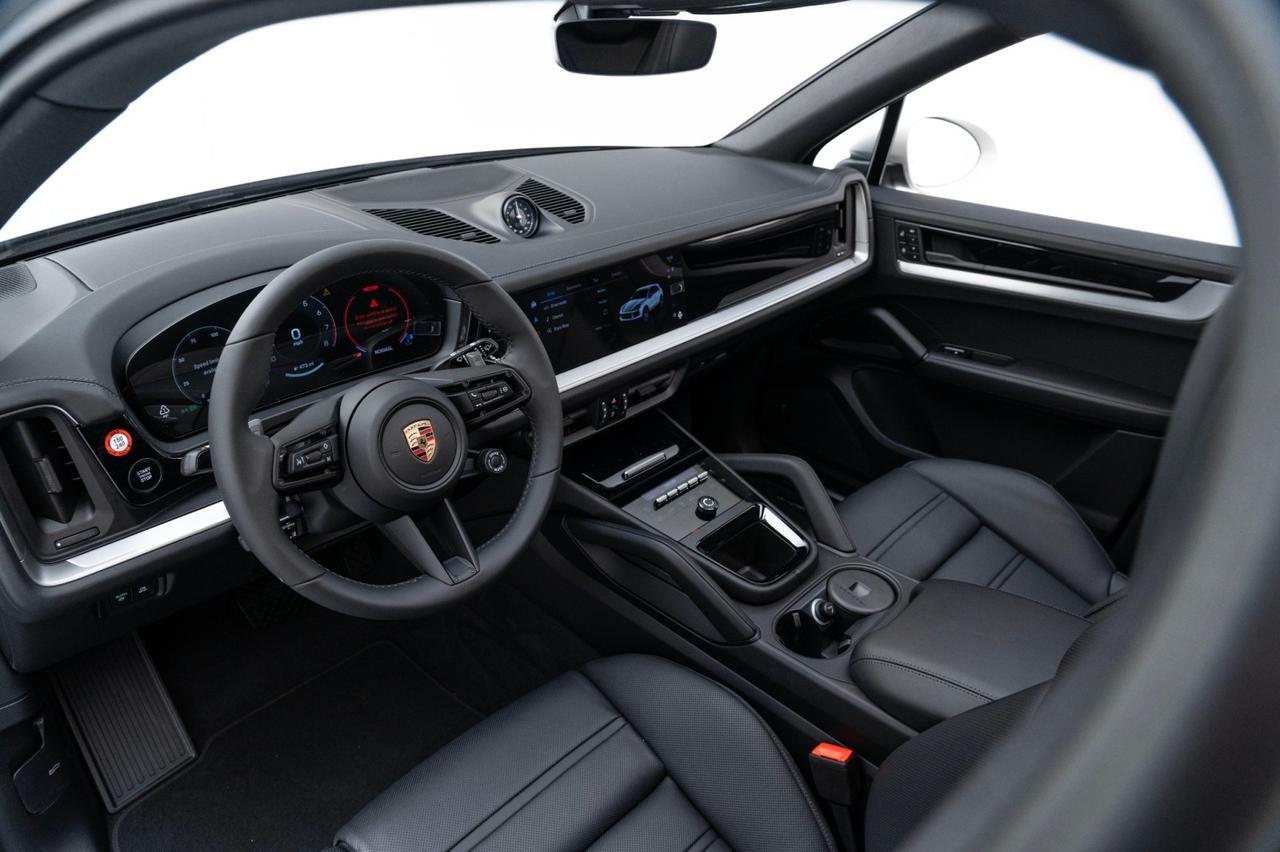 2025 Porsche Cayenne Pompano Beach FL
