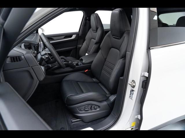 2025 Porsche Cayenne Pompano Beach FL