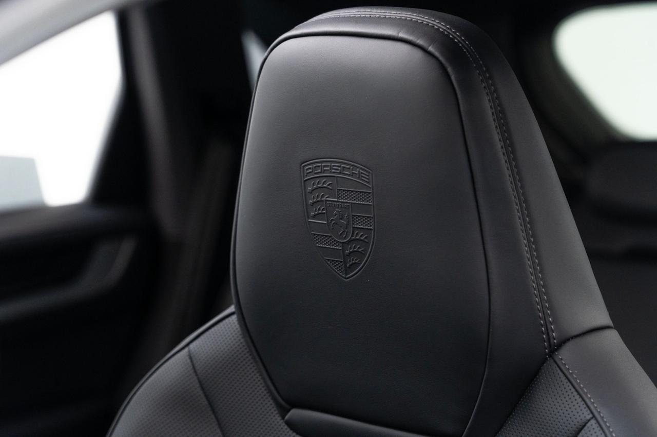 2025 Porsche Cayenne Pompano Beach FL