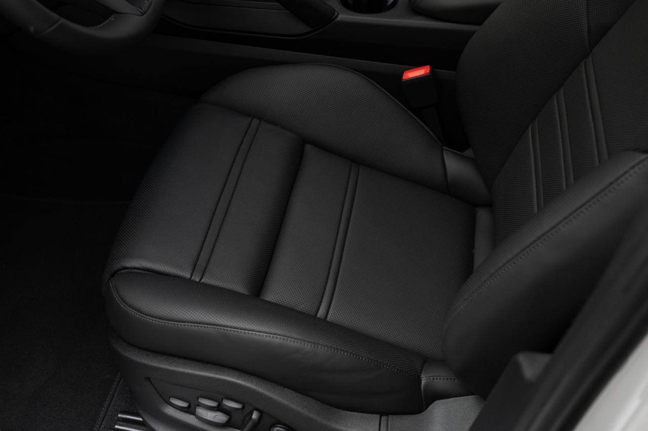 2025 Porsche Cayenne Pompano Beach FL