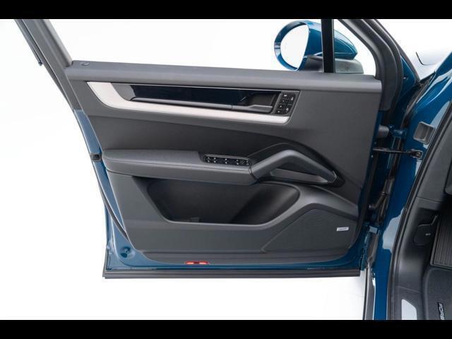 2025 Porsche Cayenne Pompano Beach FL