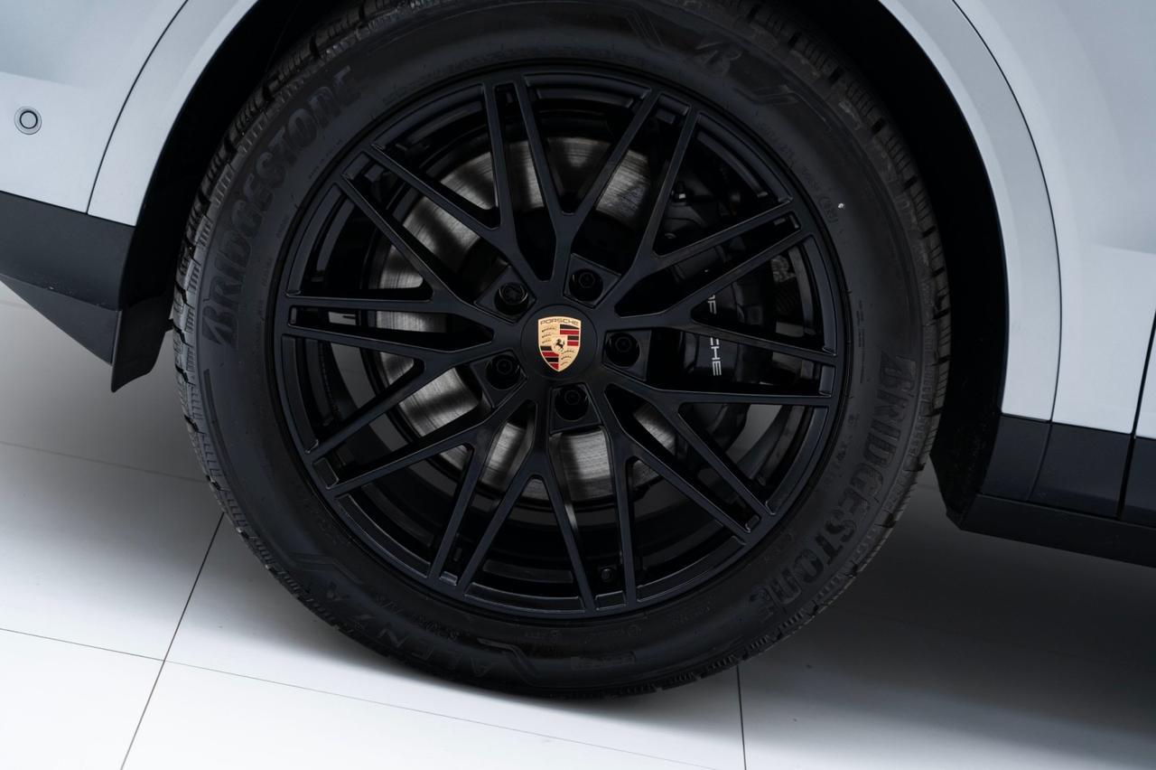 2025 Porsche Cayenne Pompano Beach FL