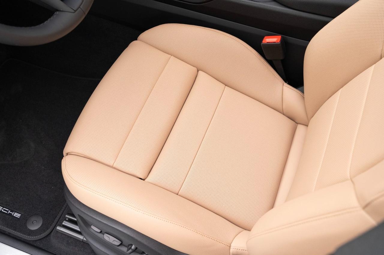 2025 Porsche Cayenne Pompano Beach FL