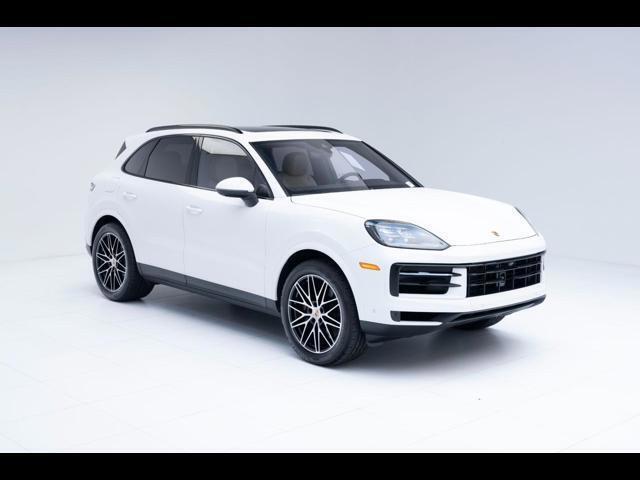 2025 Porsche Cayenne Pompano Beach FL