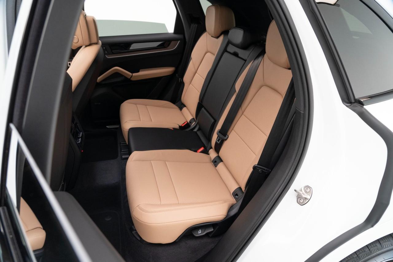 2025 Porsche Cayenne Pompano Beach FL