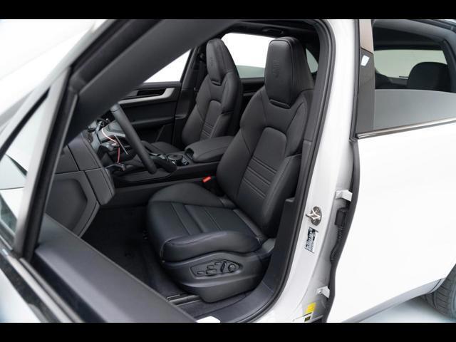 2025 Porsche Cayenne Pompano Beach FL