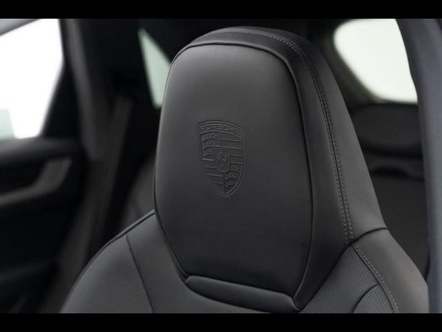 2025 Porsche Cayenne Pompano Beach FL