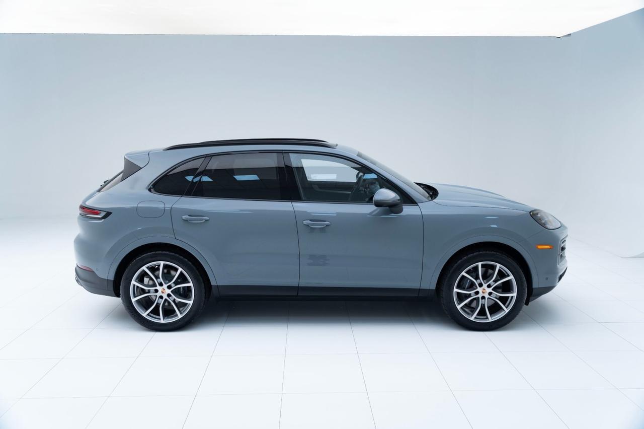 2025 Porsche Cayenne Pompano Beach FL
