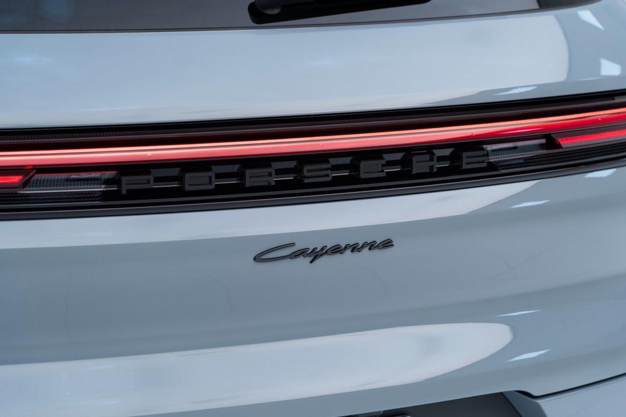 2025 Porsche Cayenne Pompano Beach FL