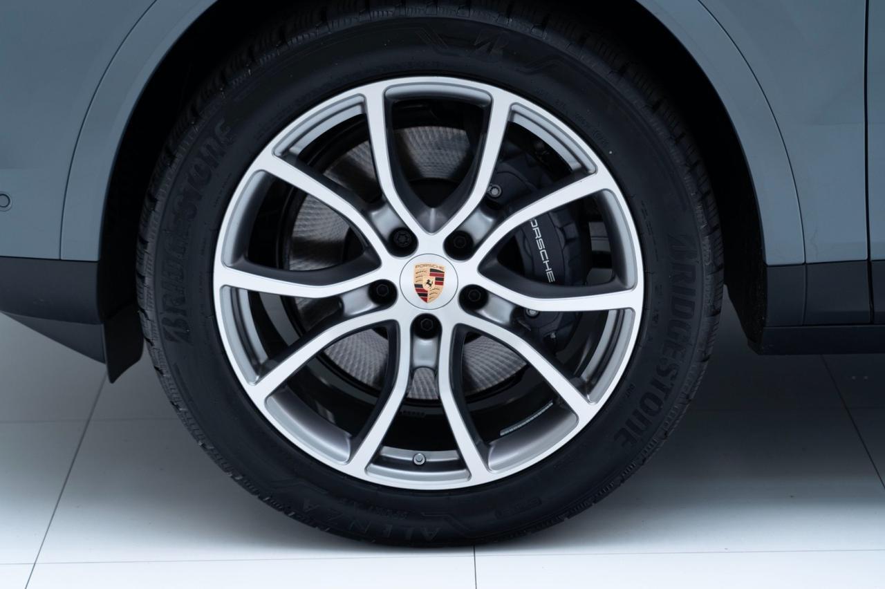 2025 Porsche Cayenne Pompano Beach FL