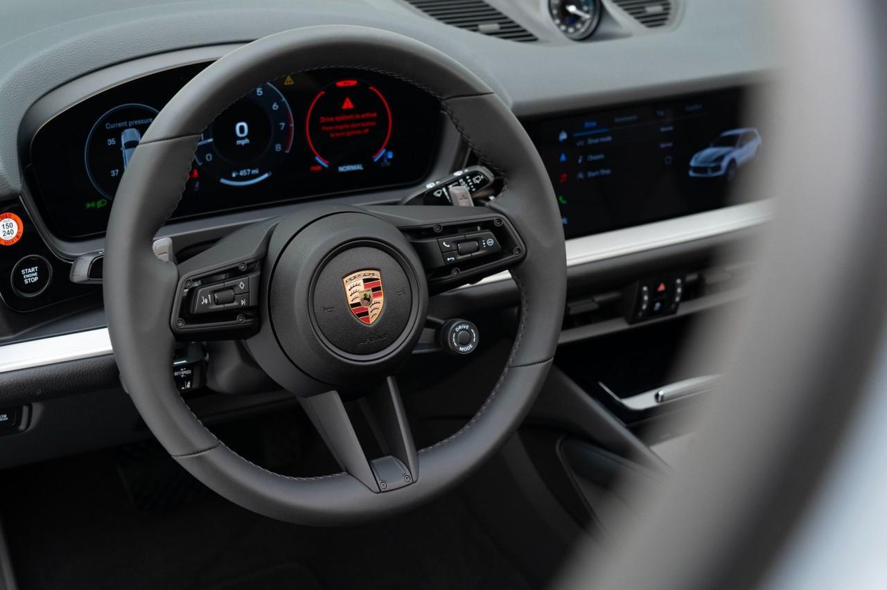 2025 Porsche Cayenne Pompano Beach FL