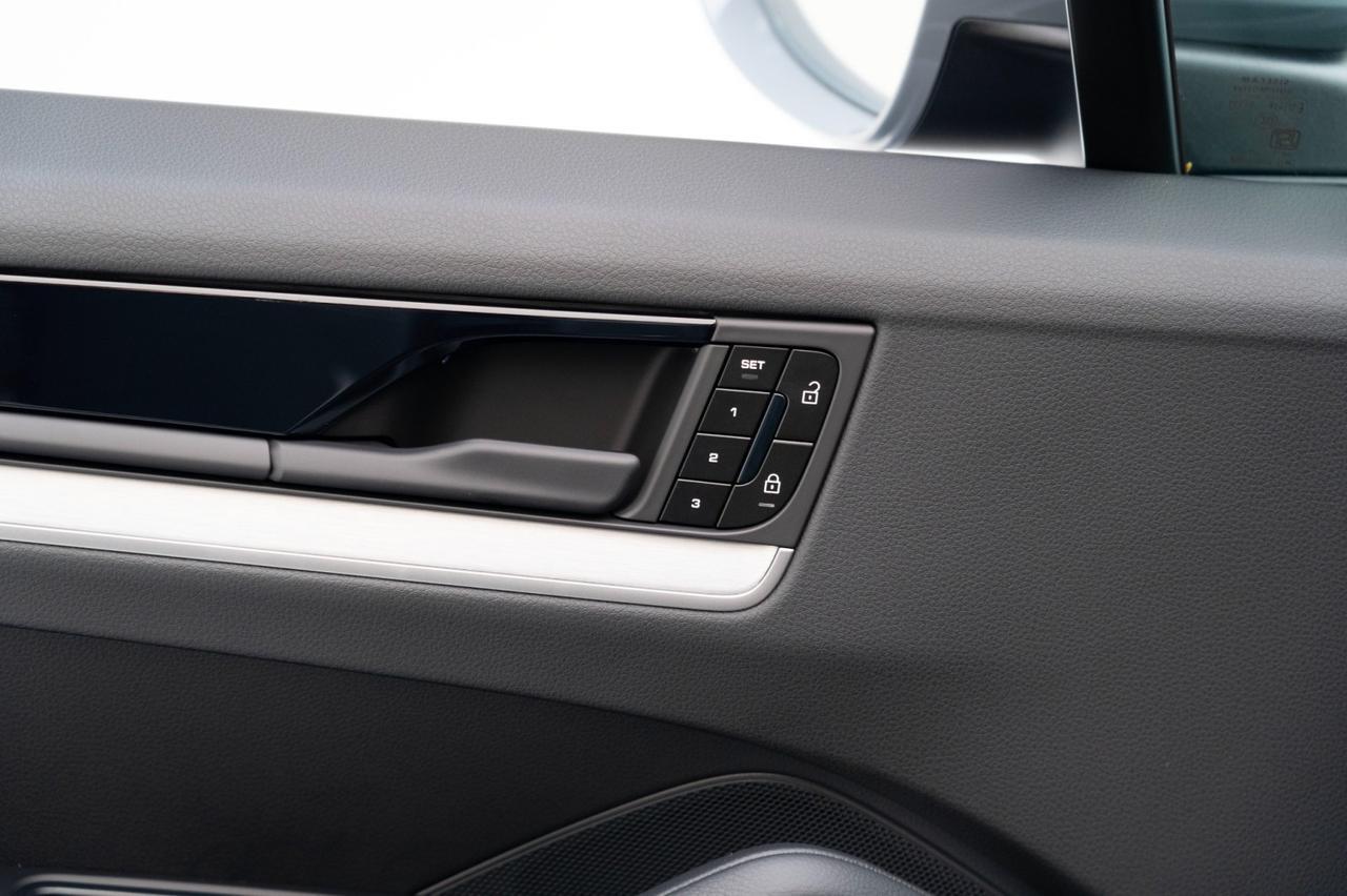 2025 Porsche Cayenne Pompano Beach FL