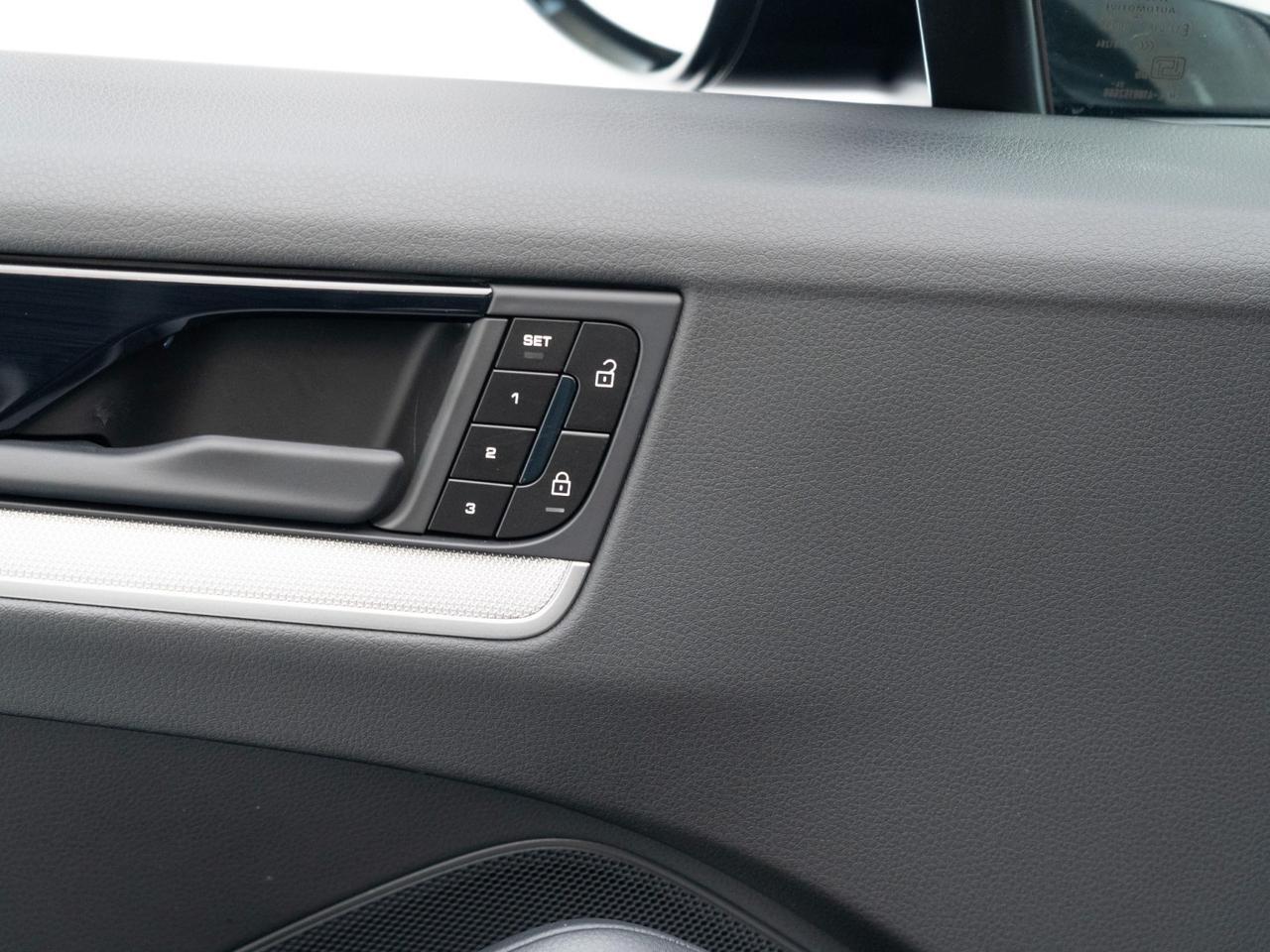 2025 Porsche Cayenne Pompano Beach FL