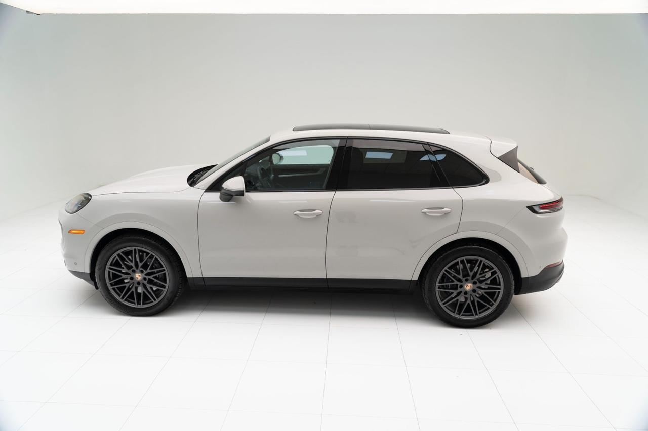 2025 Porsche Cayenne Pompano Beach FL