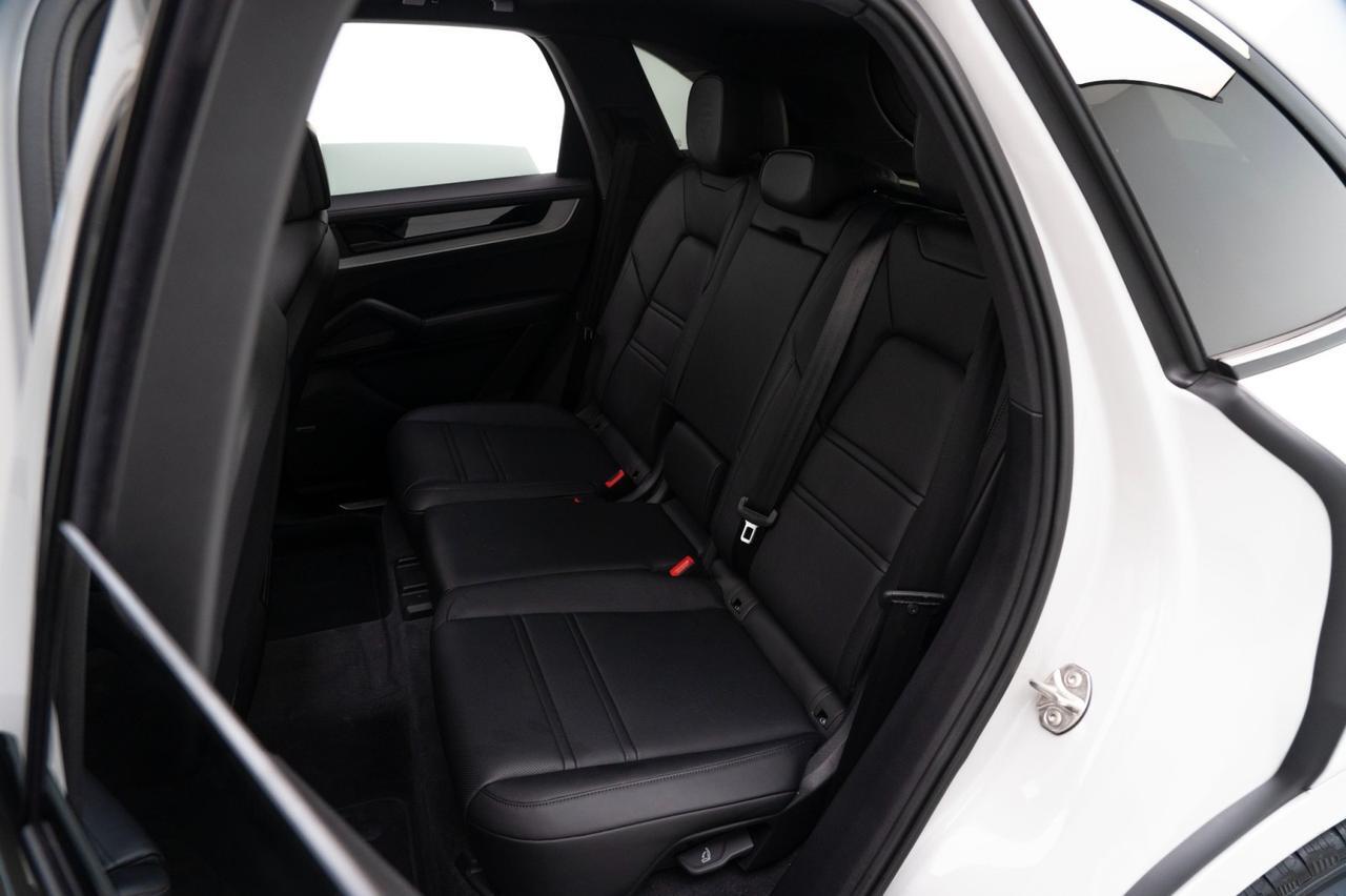 2025 Porsche Cayenne Pompano Beach FL