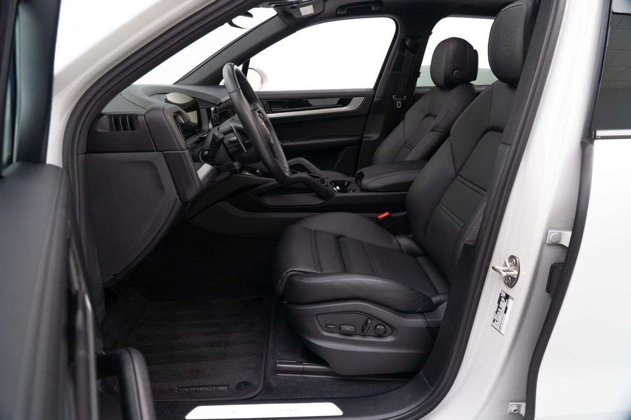 2025 Porsche Cayenne Pompano Beach FL
