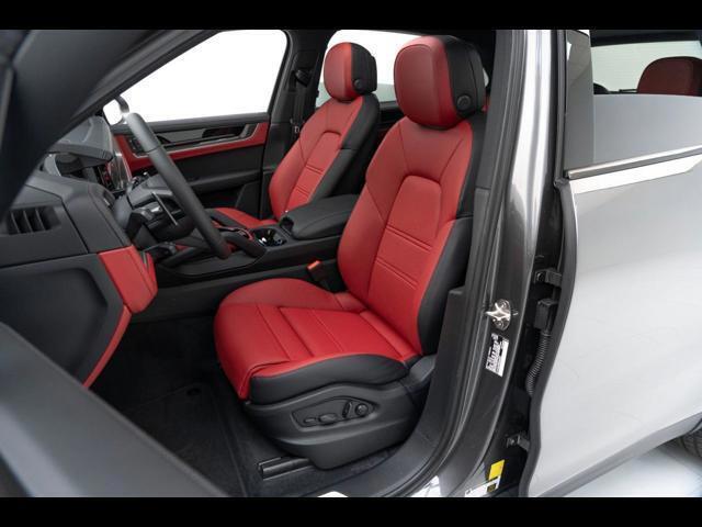 2025 Porsche Cayenne Pompano Beach FL