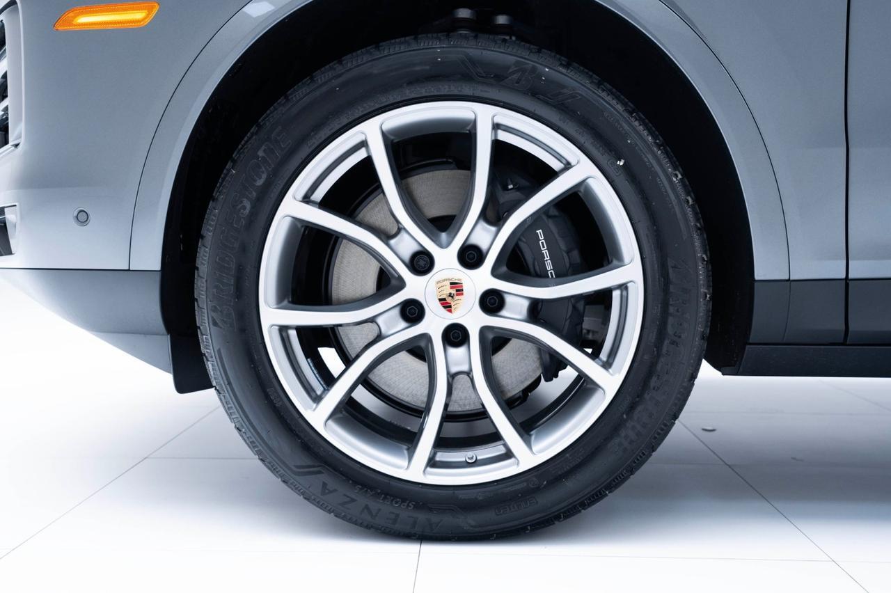 2025 Porsche Cayenne Pompano Beach FL