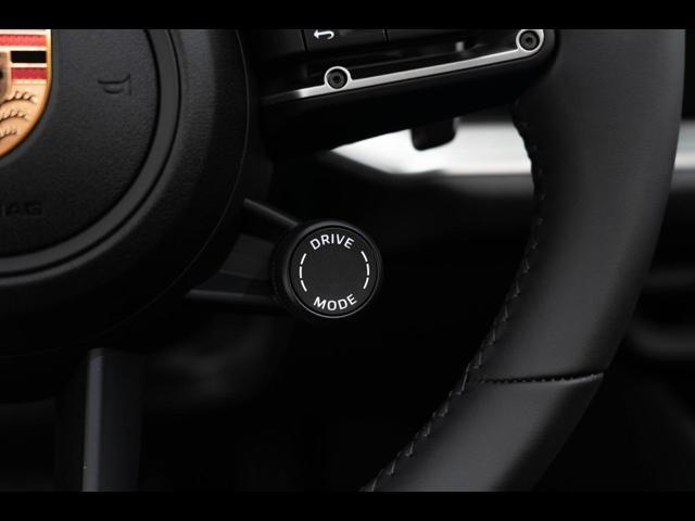 2025 Porsche Cayenne Pompano Beach FL