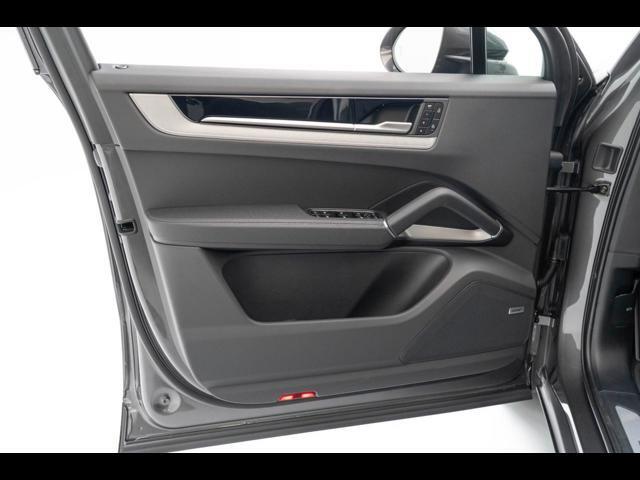 2025 Porsche Cayenne Pompano Beach FL
