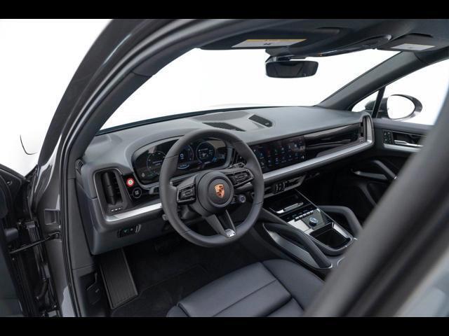 2025 Porsche Cayenne Pompano Beach FL