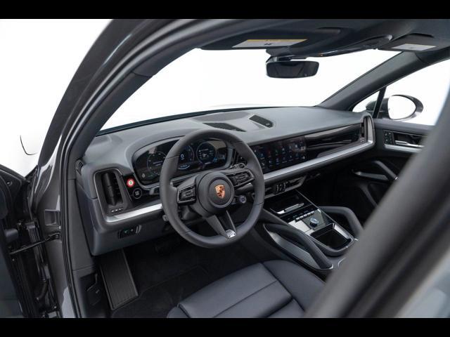 2025 Porsche Cayenne Pompano Beach FL