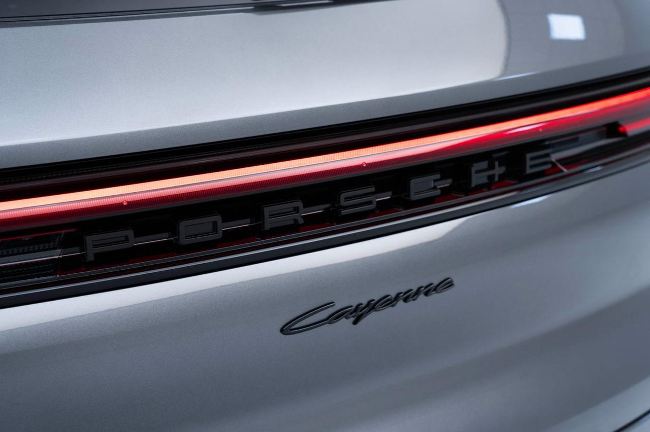 2025 Porsche Cayenne Pompano Beach FL