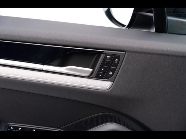 2025 Porsche Cayenne Pompano Beach FL