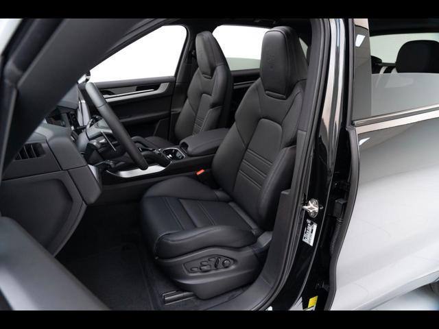 2025 Porsche Cayenne Pompano Beach FL