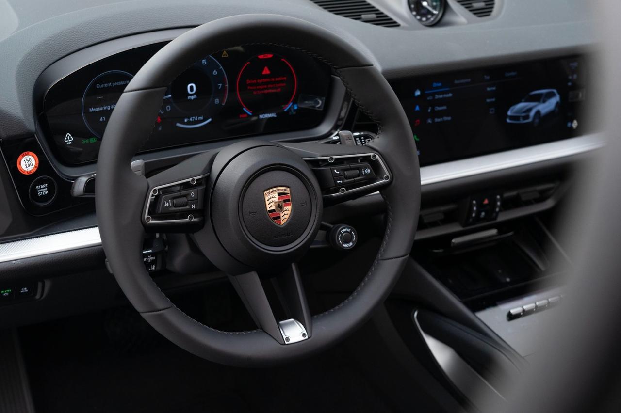 2025 Porsche Cayenne Pompano Beach FL