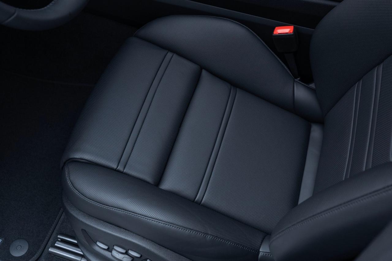 2025 Porsche Cayenne Pompano Beach FL