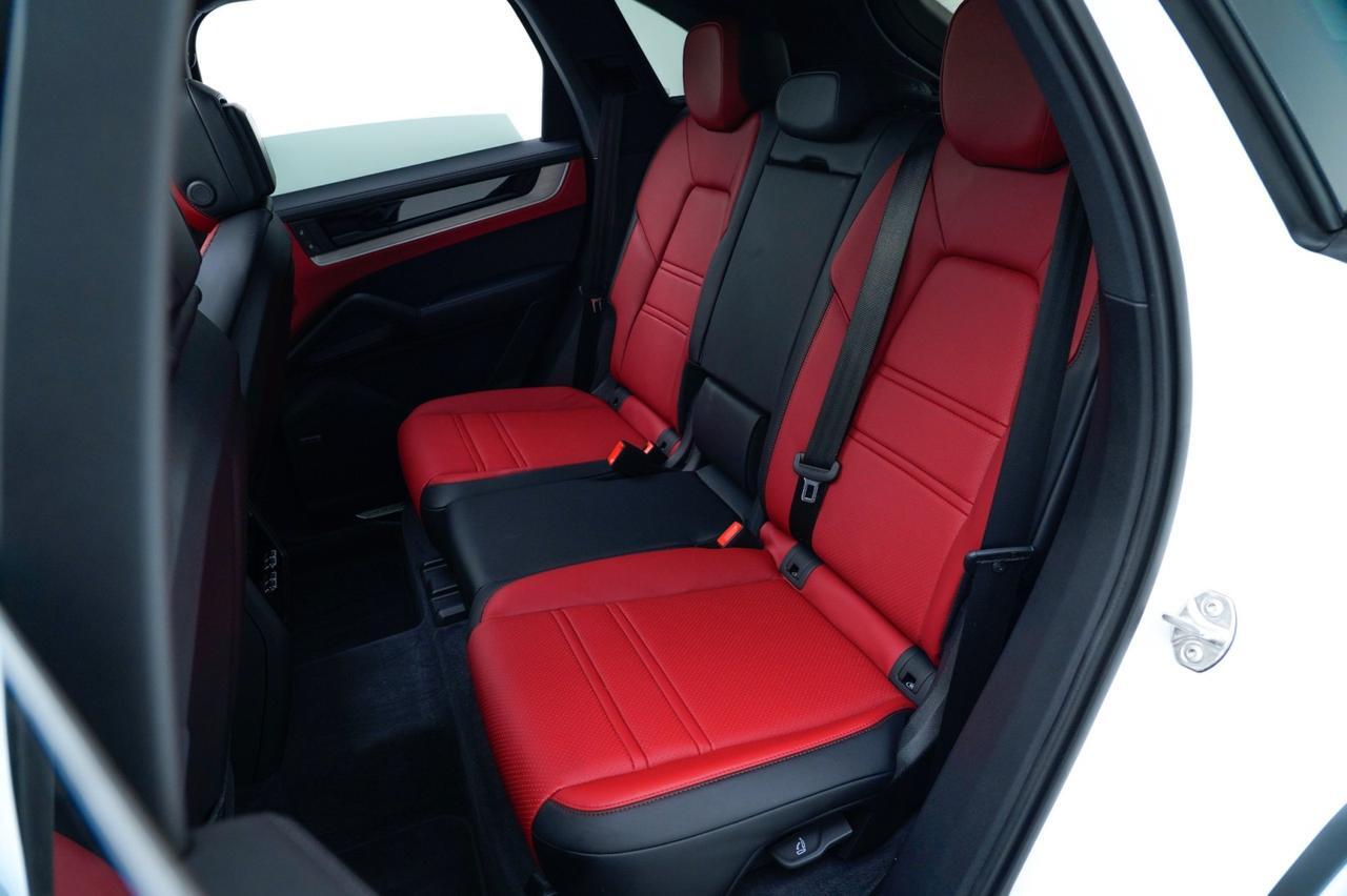 2025 Porsche Cayenne Pompano Beach FL