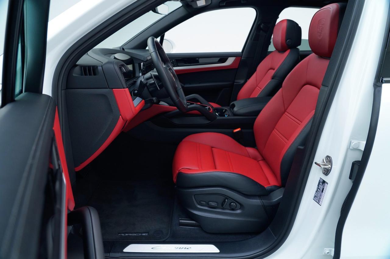 2025 Porsche Cayenne Pompano Beach FL
