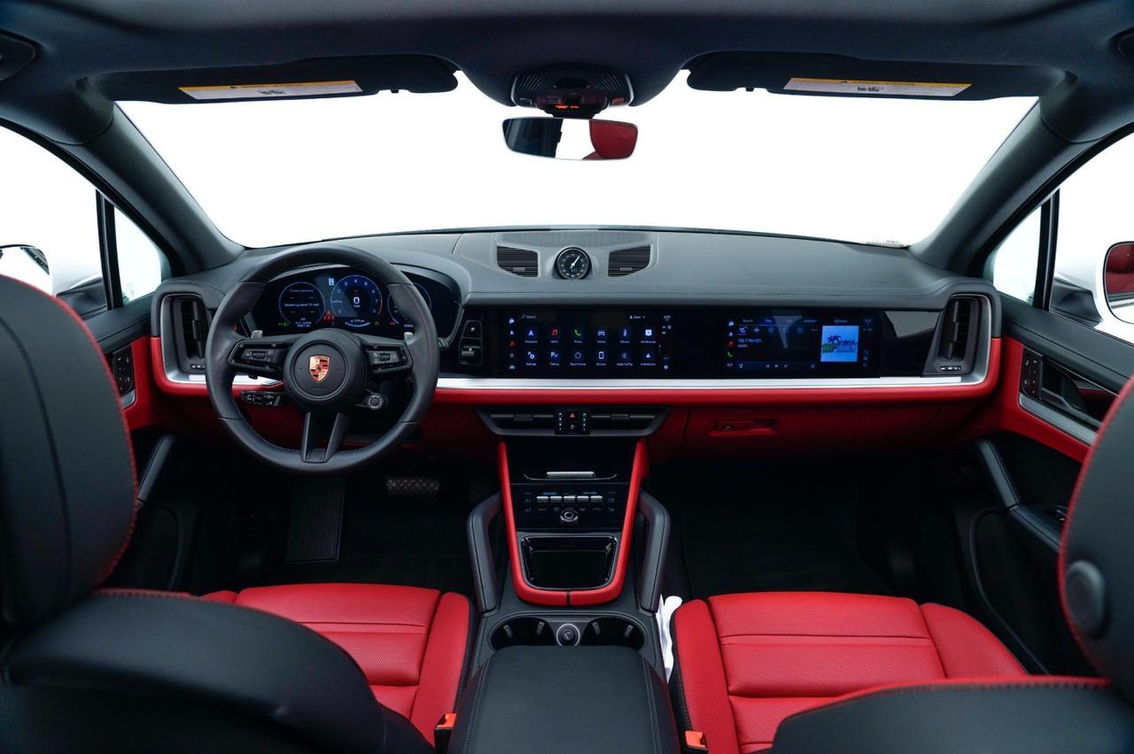2025 Porsche Cayenne Pompano Beach FL
